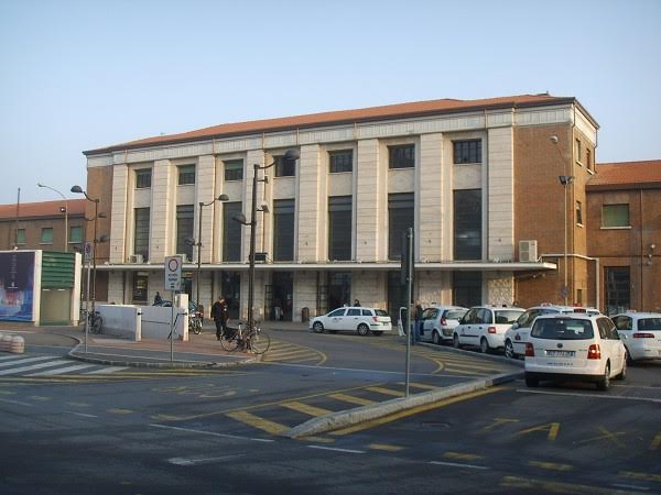 Reggio Emilia Station Parking